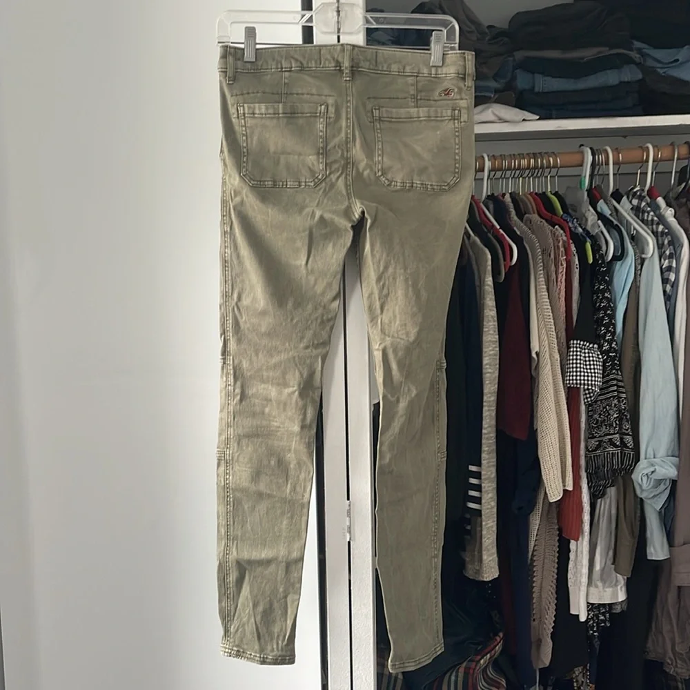Hollister light green jeans